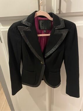 BEBE Kensie Black Tailored Blazer with Leather Trim, size 00